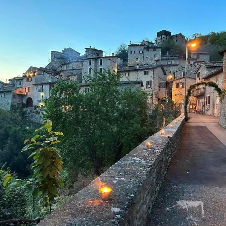 Appartamento Storico A Valle San Martino Di Spoleto Esterno foto