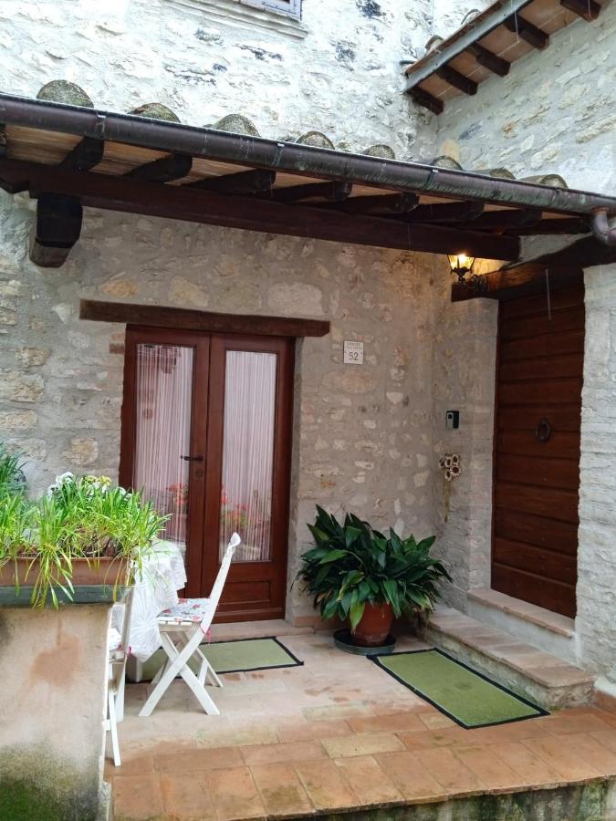 Appartamento Storico A Valle San Martino Di Spoleto Esterno foto