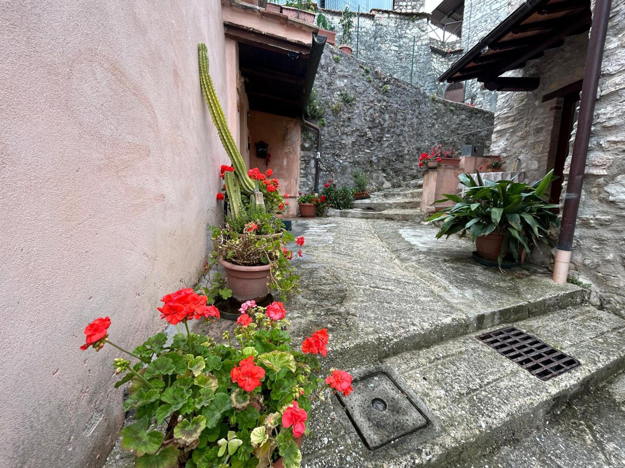 Appartamento Storico A Valle San Martino Di Spoleto Esterno foto